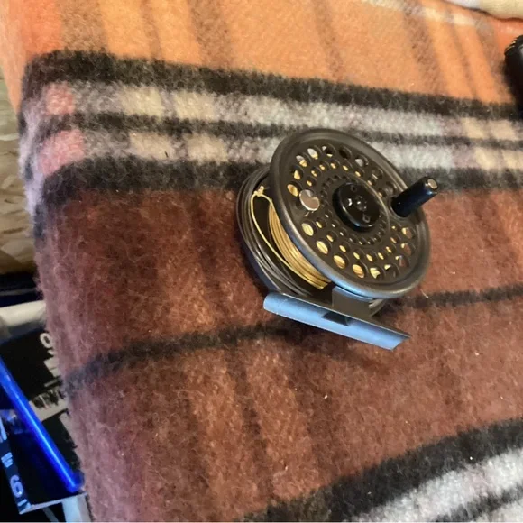 Sage 1200 Fly Reel - Picture 10 of 10